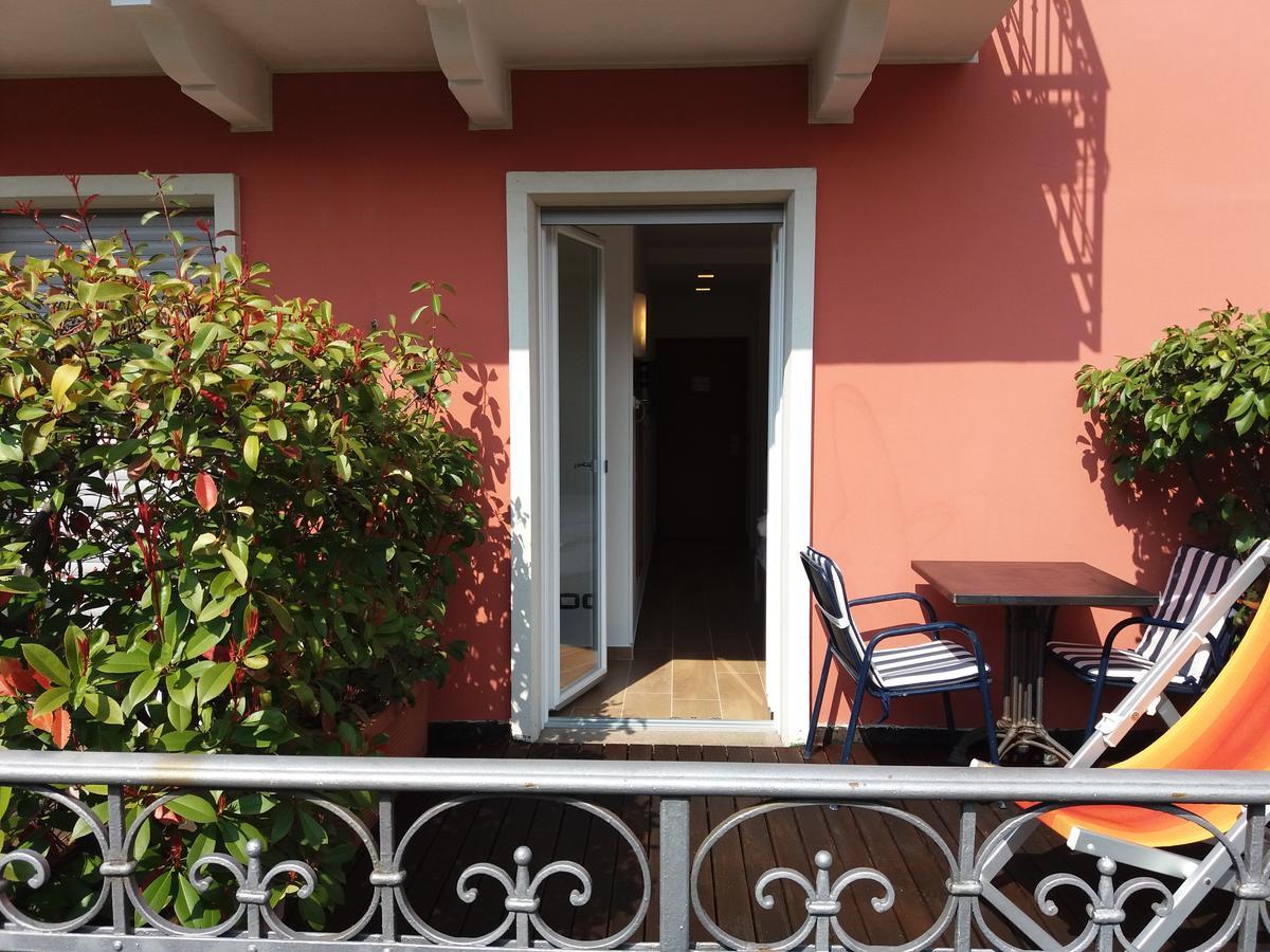 Hotel Sole Holiday Арко Екстериор снимка